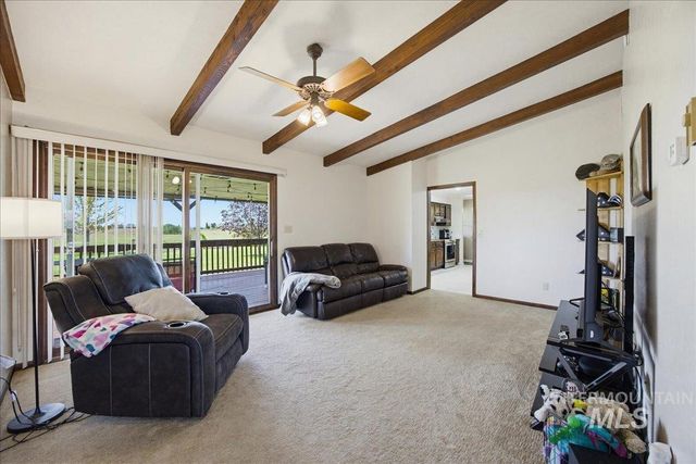 1901 S Ten Mile Rd, Meridian, ID 83642