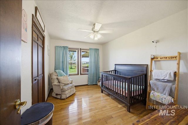 1901 S Ten Mile Rd, Meridian, ID 83642