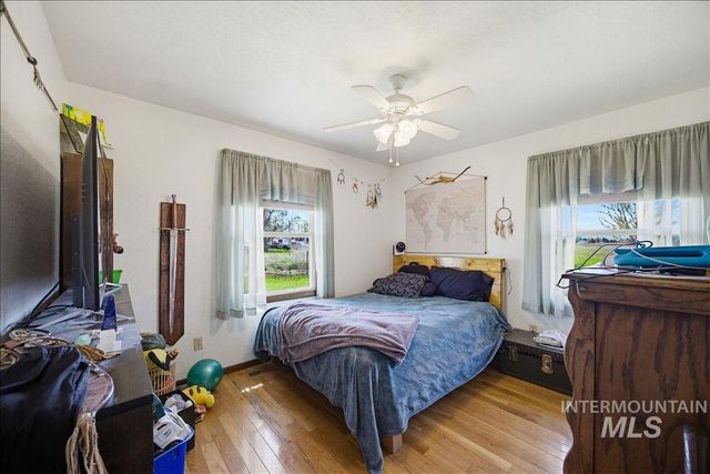 1901 S Ten Mile Rd, Meridian, ID 83642