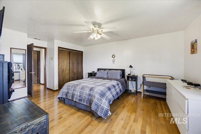 1901 S Ten Mile Rd, Meridian, ID 83642