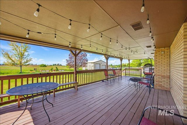 1901 S Ten Mile Rd, Meridian, ID 83642