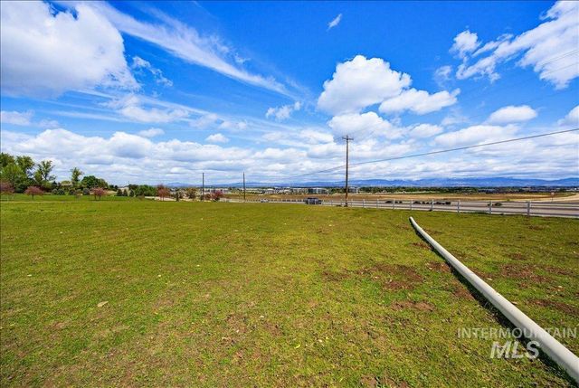 1901 S Ten Mile Rd, Meridian, ID 83642