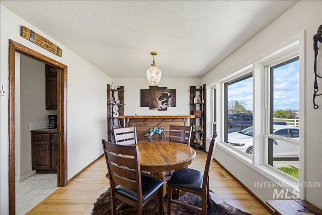 1901 S Ten Mile Rd, Meridian, ID 83642