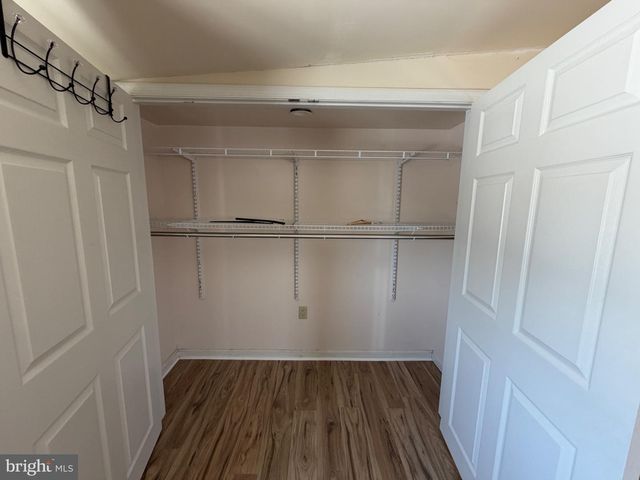 7 RUTHERFORD RD, Harrisburg, PA 17109