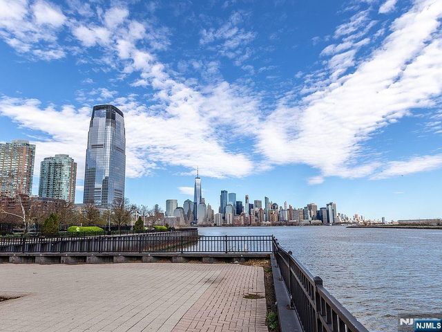 15 Warren Street 414, Jersey City, NJ 07302