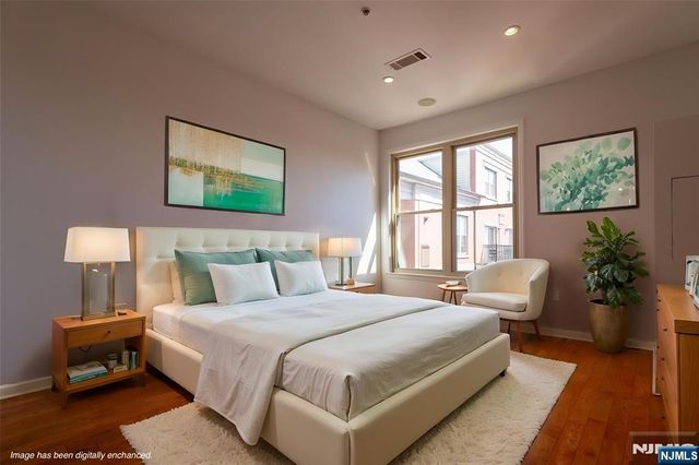 15 Warren Street 414, Jersey City, NJ 07302