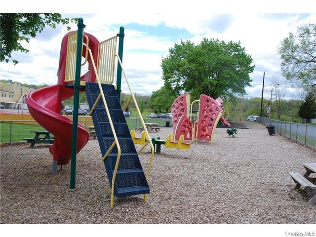 35 Bridge Street B, Florida, NY 10921
