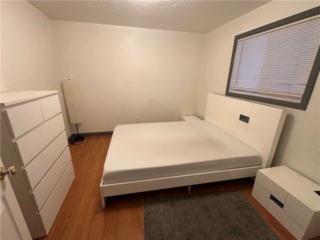 352 W Chevy Chase, Glendale, CA 91204