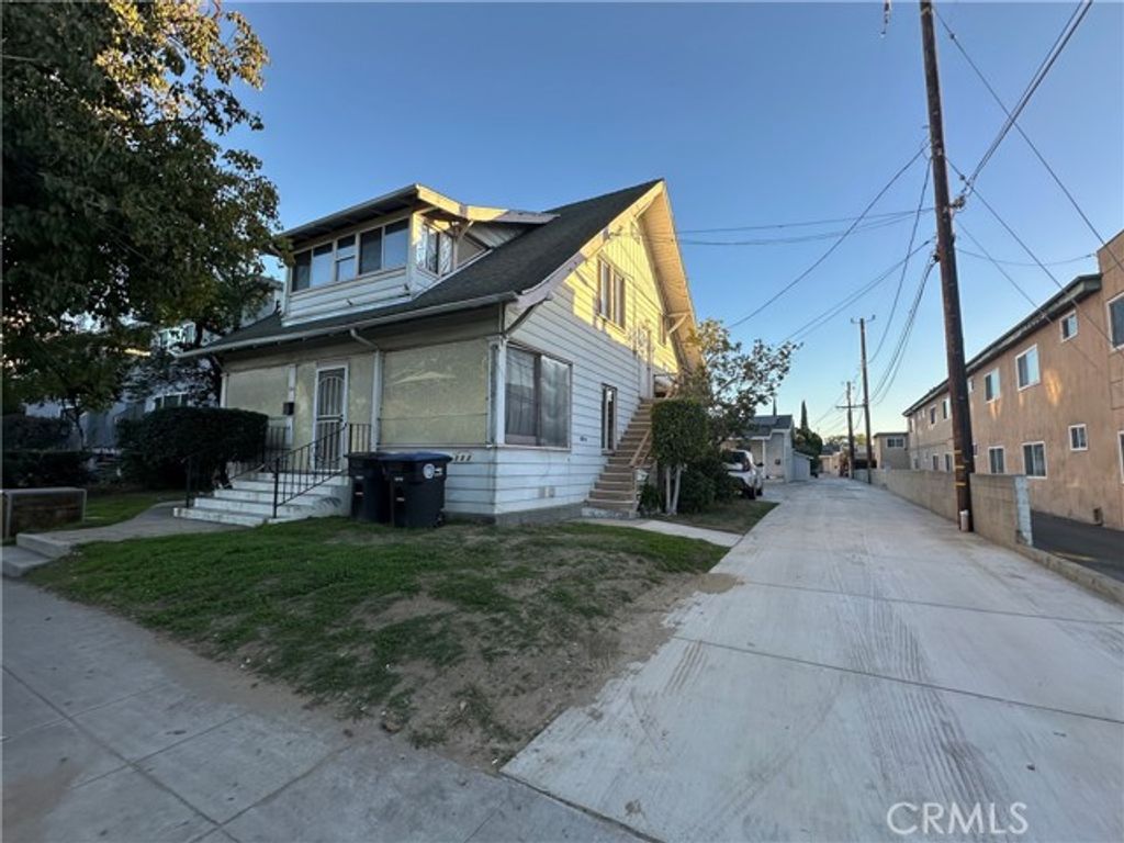 352 W Chevy Chase, Glendale, CA 91204