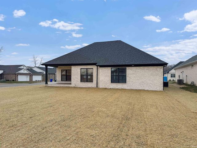 3536 Montgomery Court, Newburgh, IN 47630