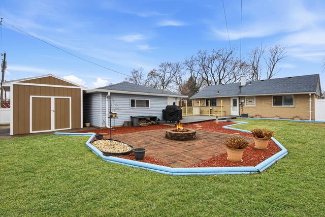 8023 Richard Street, Highland, IN 46322