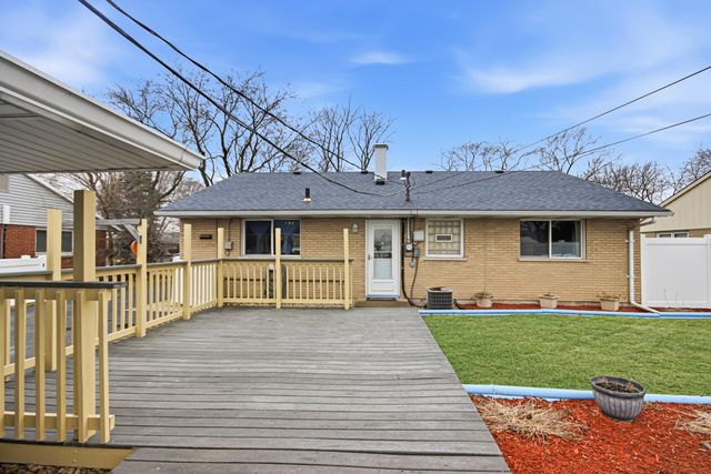 8023 Richard Street, Highland, IN 46322