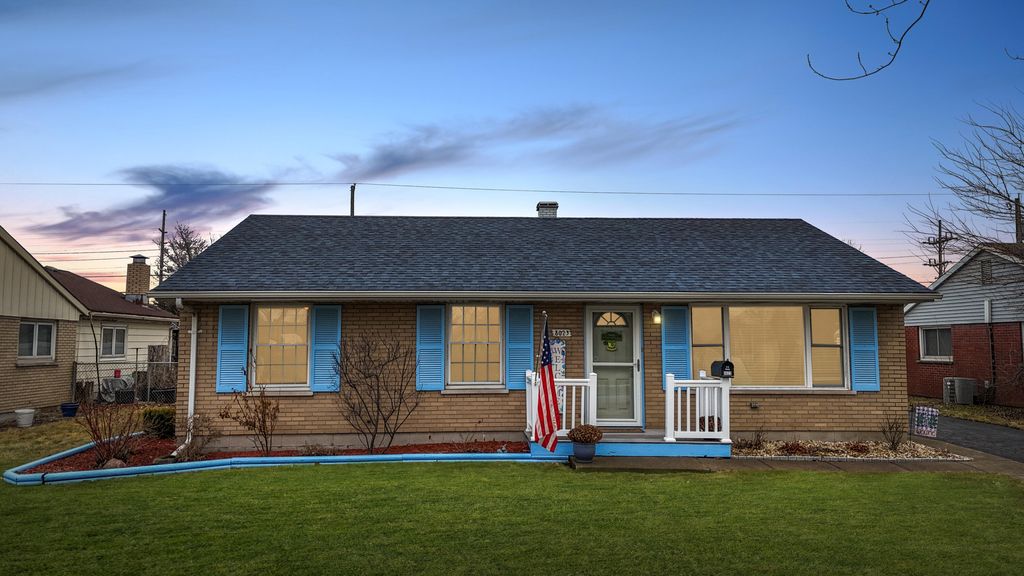 8023 Richard Street, Highland, IN 46322