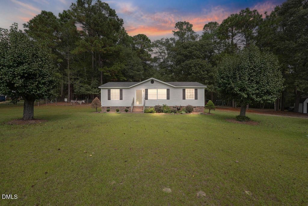 129 Brandon Lane, Coats, NC 27521