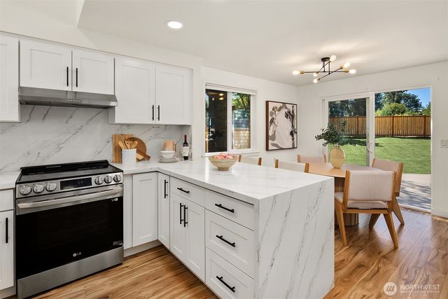 13216 NE 139th Place, Kirkland, WA 98034