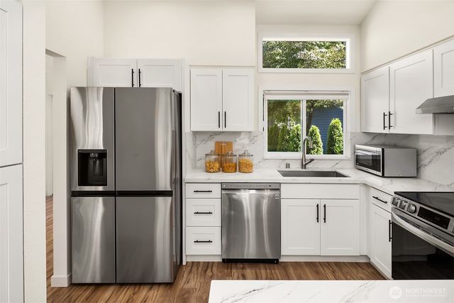 13216 NE 139th Place, Kirkland, WA 98034