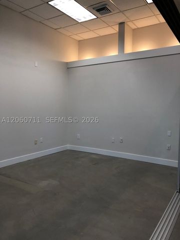 721 NE 3rd Ave, Fort Lauderdale, FL 33304