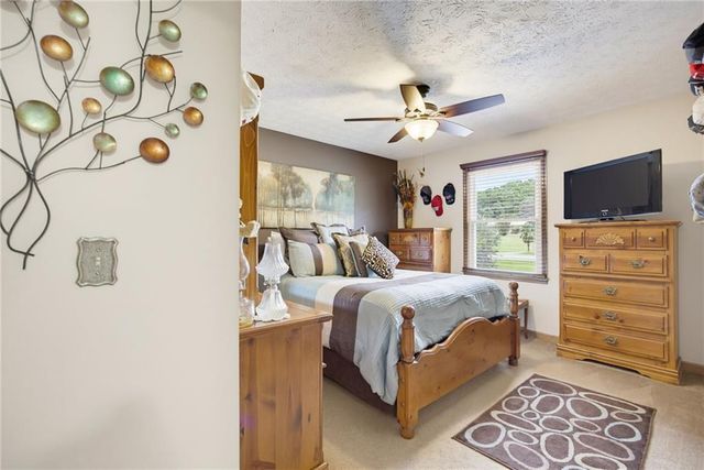 1090 Hickory Road, Canton, GA 30115