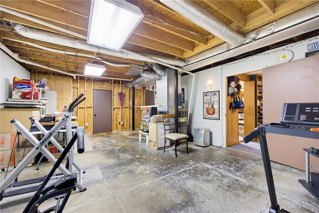 1090 Hickory Road, Canton, GA 30115