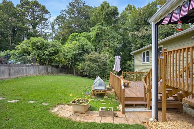1090 Hickory Road, Canton, GA 30115