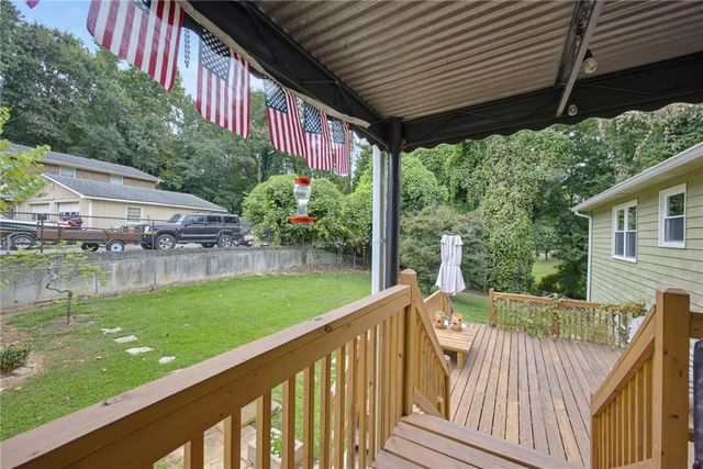 1090 Hickory Road, Canton, GA 30115