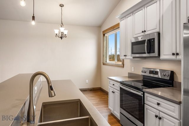 91 Croft Farms Road, Belgrade, MT 59714