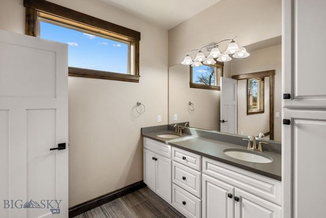 91 Croft Farms Road, Belgrade, MT 59714