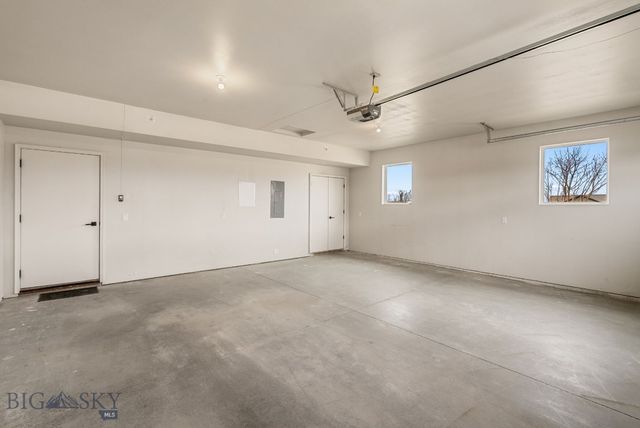 91 Croft Farms Road, Belgrade, MT 59714