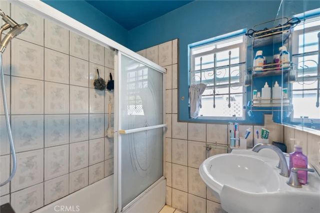 10930 Otis Street, Lynwood, CA 90262