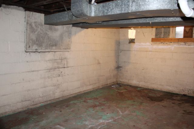 77 Irwin Avenue, Muskegon City, MI 49442