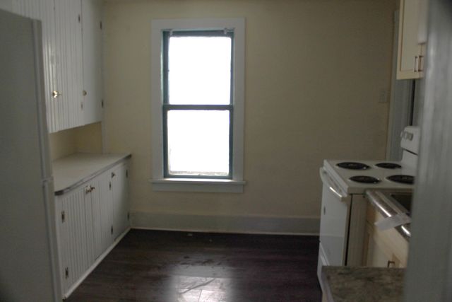 77 Irwin Avenue, Muskegon City, MI 49442