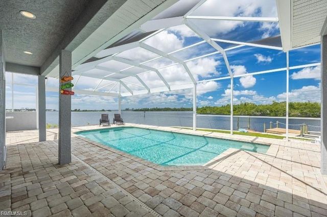4885 E Riverside DR, Fort Myers, FL 33905