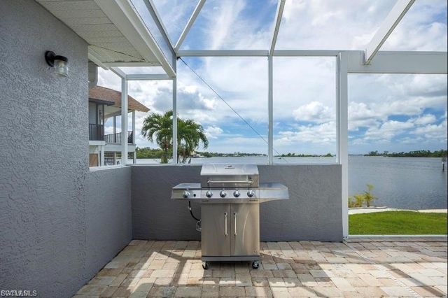 4885 E Riverside DR, Fort Myers, FL 33905