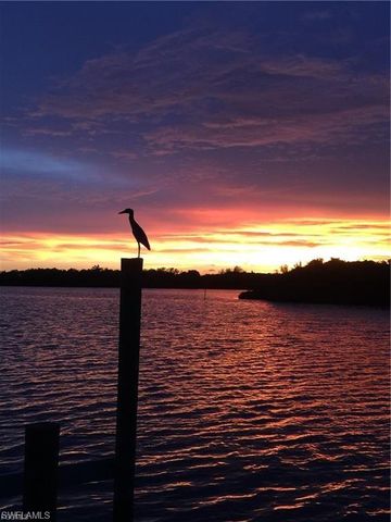 4885 E Riverside DR, Fort Myers, FL 33905