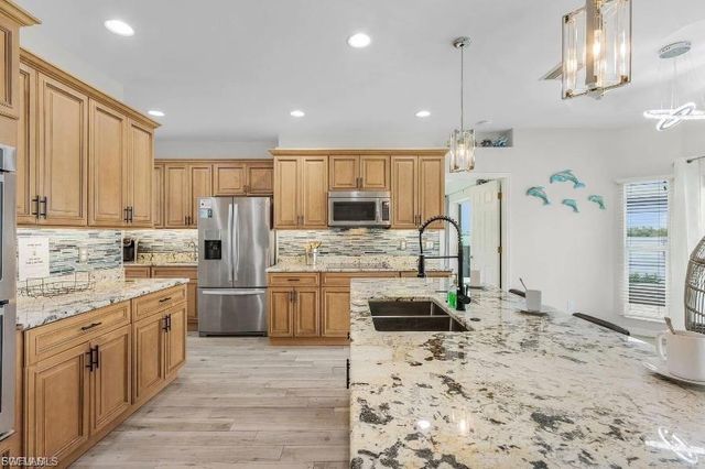 4885 E Riverside DR, Fort Myers, FL 33905