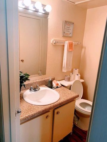 1355 N Jim Miller Road 121, Dallas, TX 75217