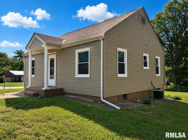 2202 W TRIPP Avenue, Peoria, IL 61604