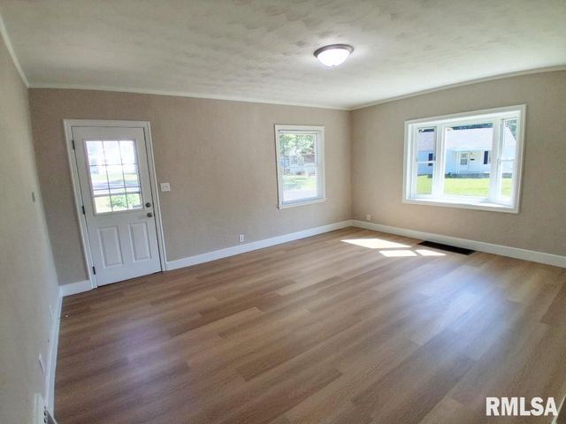 2202 W TRIPP Avenue, Peoria, IL 61604