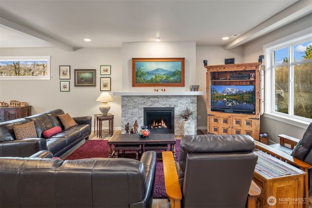 20927 60th Street SE, Snohomish, WA 98290