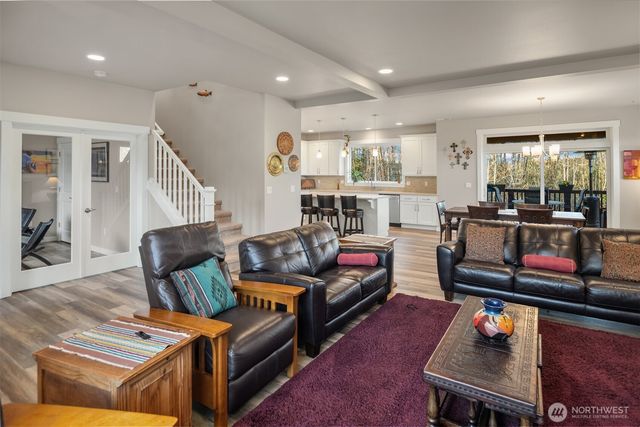 20927 60th Street SE, Snohomish, WA 98290