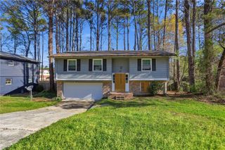 6665 Hidden Brook Trail, Atlanta, GA 30349