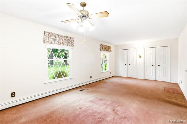 5208 N Hillcrest Drive, North Street, MI 48049