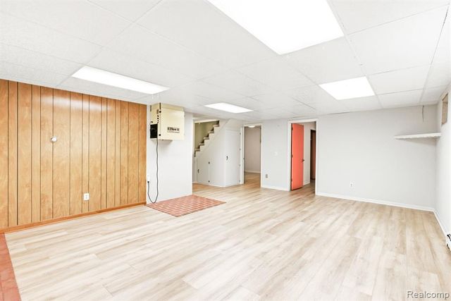 5208 N Hillcrest Drive, North Street, MI 48049