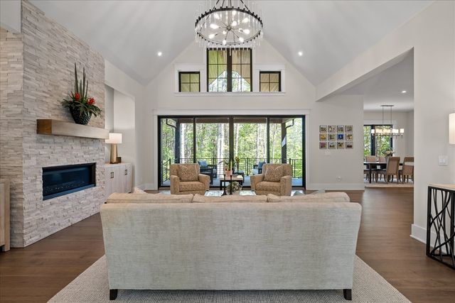 221 Lookout Crest Lane, Lookout Mountain, GA 30750