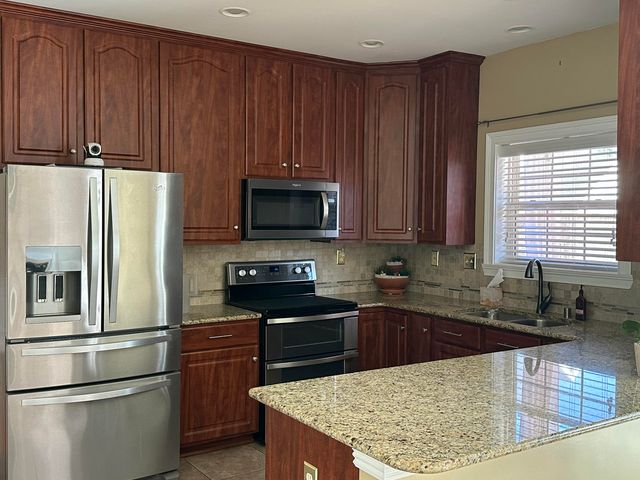 3016 Charleston Gardens Boulevard, Lexington, KY 40515