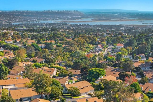 2047 CAMINITO CIRCULO NORTE, La Jolla, CA 92037