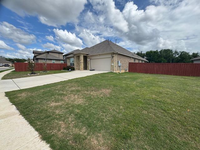 113 Queen Anne DR, Leander, TX 78641