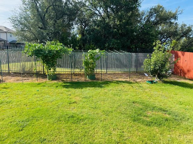 113 Queen Anne DR, Leander, TX 78641