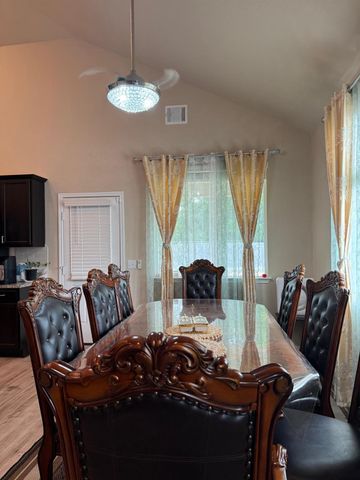 113 Queen Anne DR, Leander, TX 78641