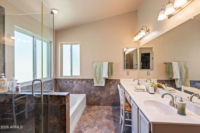 4349 E CHUCKWALLA Canyon, Phoenix, AZ 85044